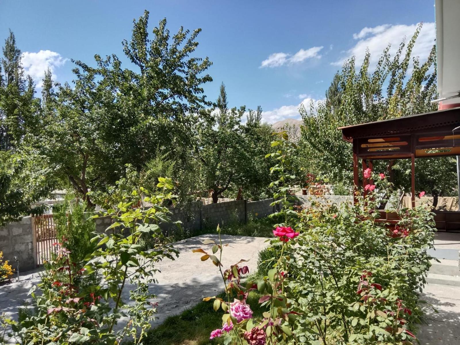 Golden Ibex Resort Skardu Exterior foto