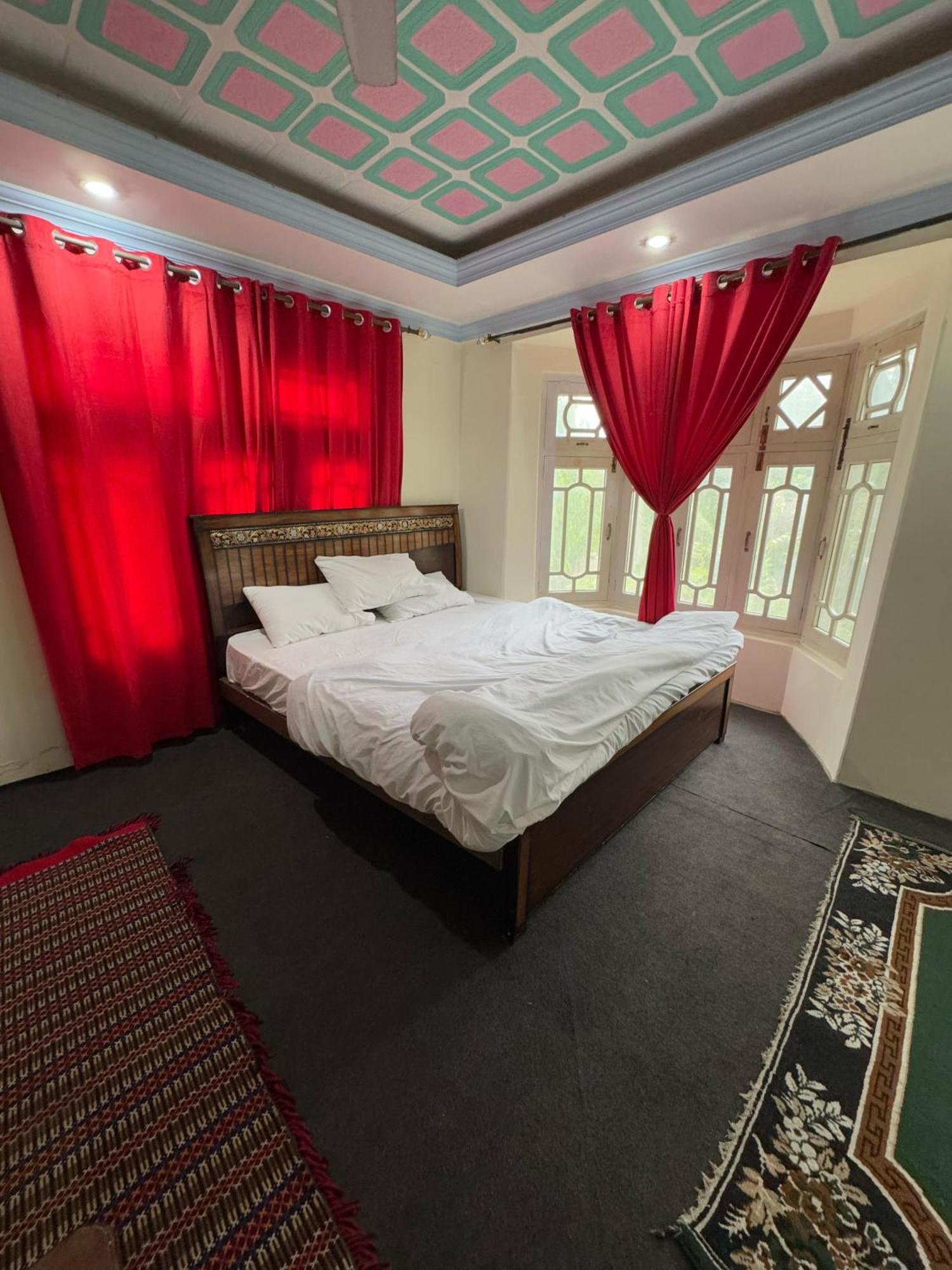 Golden Ibex Resort Skardu Exterior foto